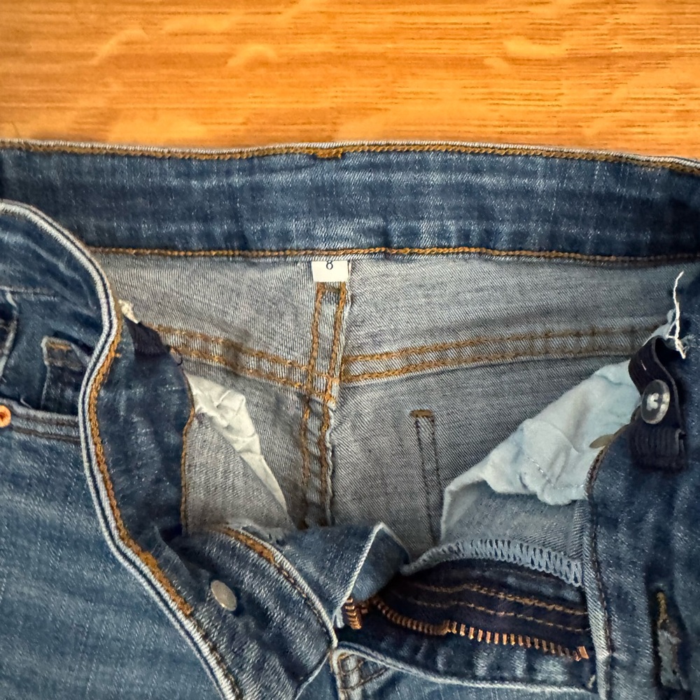 Blue Denim Jeans with Classic Twill Weave